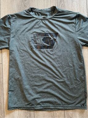 O’Neil Boy’s Gray Swim Shirt